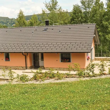 Five Bedroom Holiday In Nebahovy *