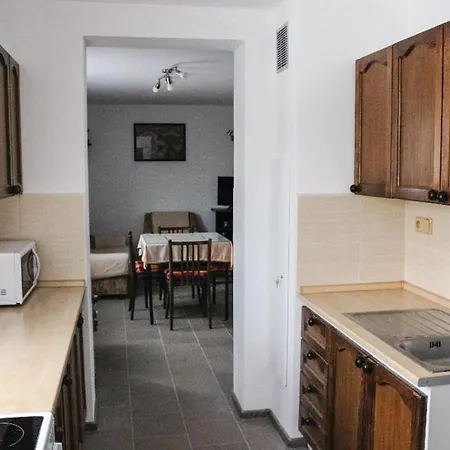 Five Bedroom Holiday In Nebahovy *